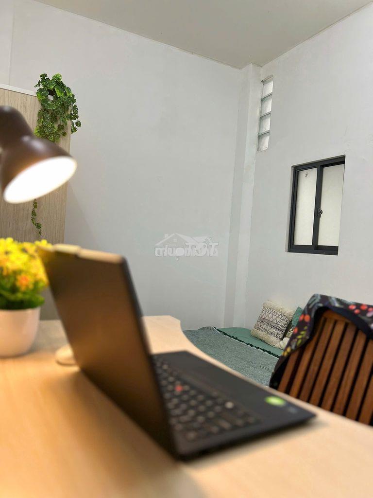 Phòng ban công, có nội thất đường đặng thùy trâm , gần trường văn lang - 4