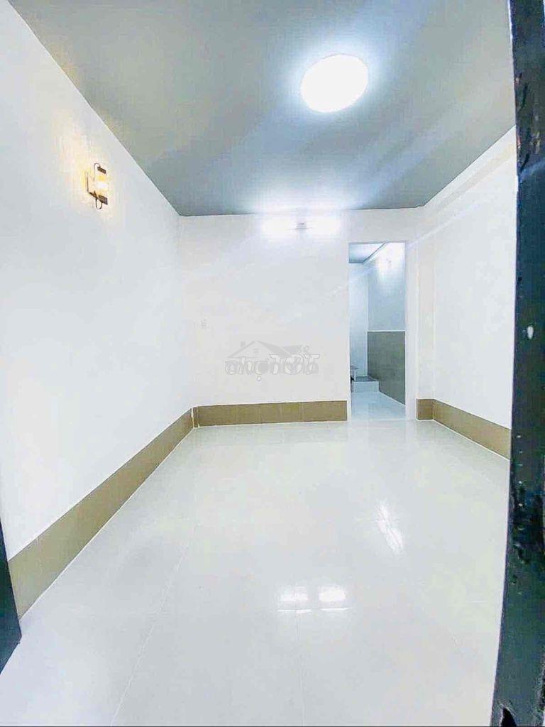 Nhà bán trần phú quận 5 23m2 3 tầng 2 pn - 4 tỷ 95 - 4