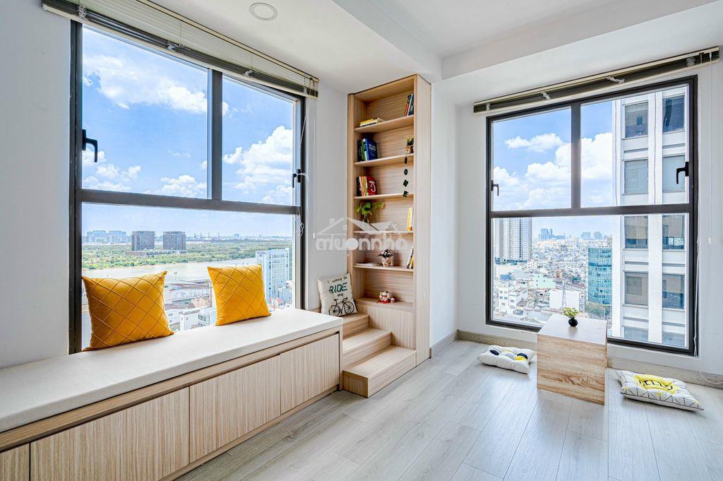 Căn hộ saigon royal - 50m2- giá: 5.2 ( view sông)- căn góc- - 2