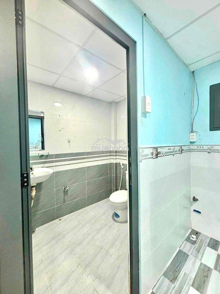 🏡🏡Cho thuê nhà hẻm thông dương bá trạc p1 q8 dt 3,5m x 14m. nhà 1 trệ - 4