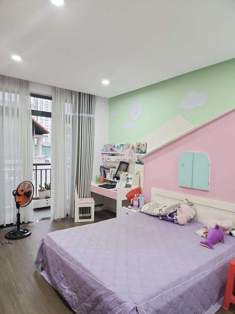 Bán nhà đẹp 5 tầng, 120m2, hẻm 8m khu kiều đàm, chỉ 22 tỷ, quận 7