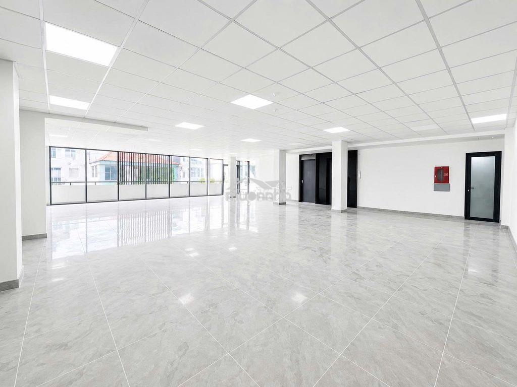 Cho thuê tòa nhà mới mới xây trung tâm quận 3 1800m2 - 4