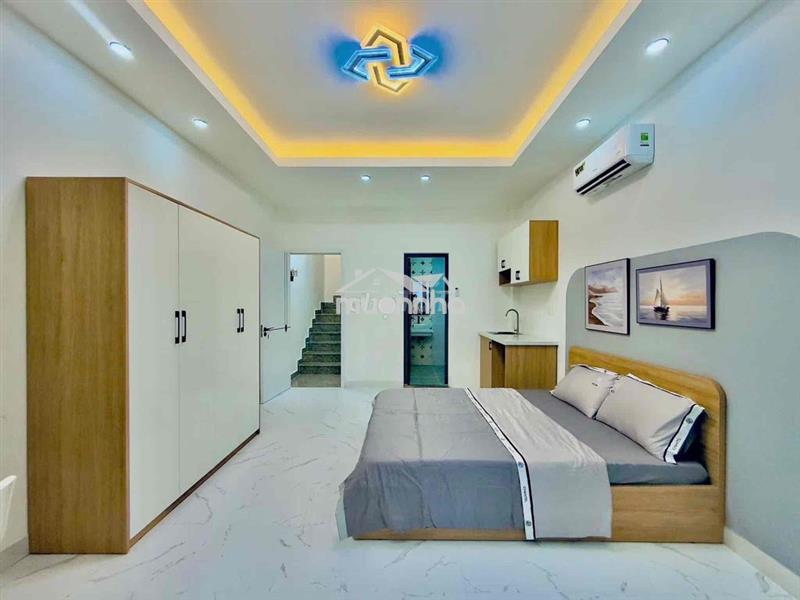 Cách mặt tiền chỉ 1 căn, 8 phòng ngủ, khu vực cho thuê tốt