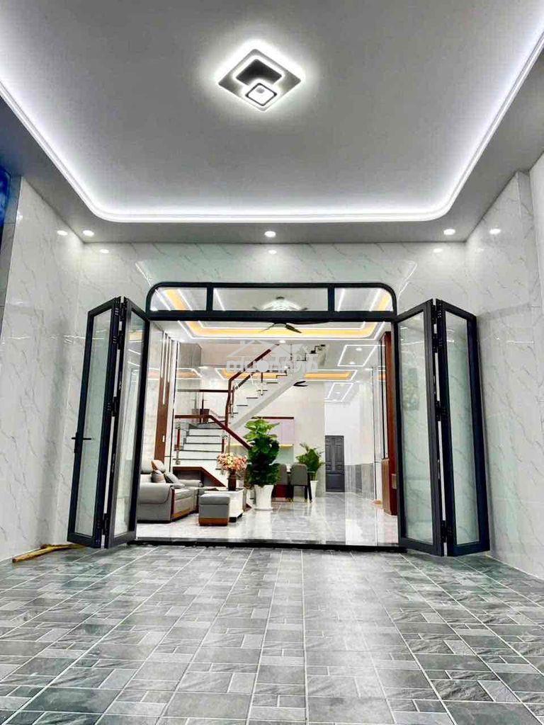 Nhà lầu trệt kdc hội nghĩa, tân uyên,gần kcn nam tân uyên,có nội thất