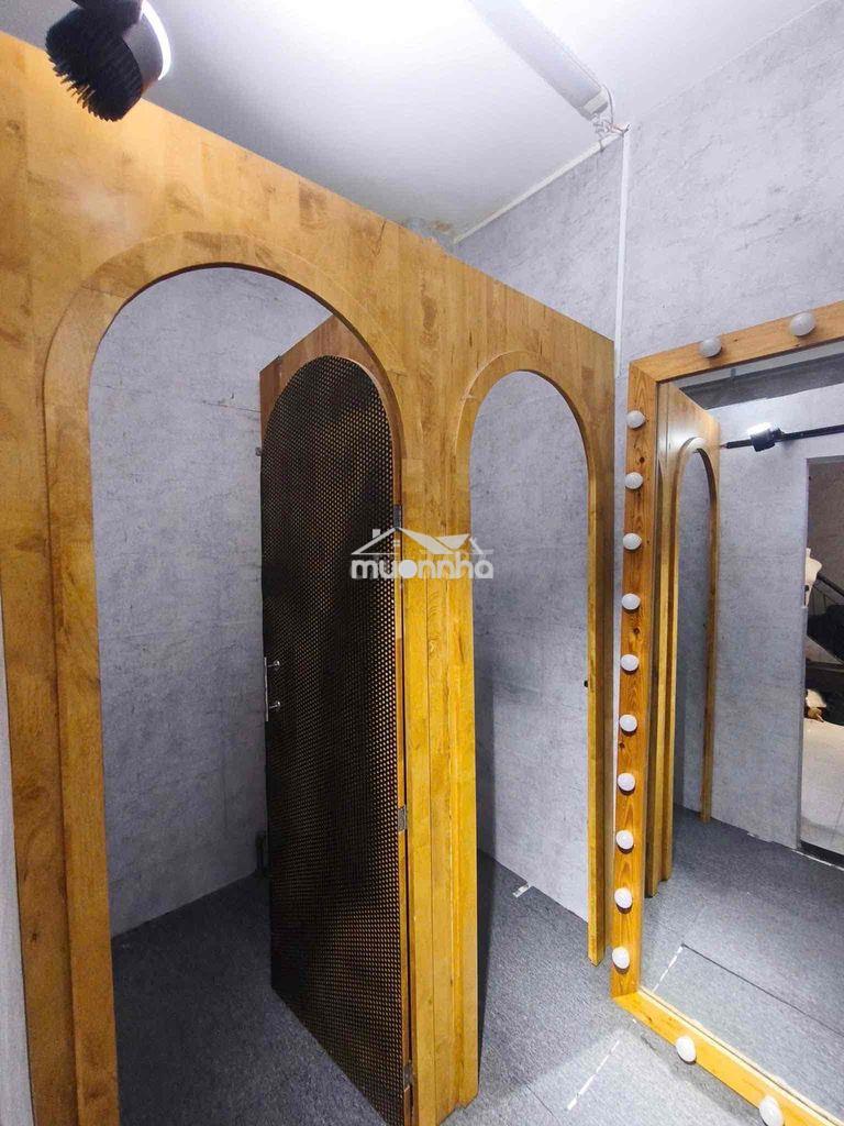 ➢ Hẻm 40/ trần quang diệu quận 3 ➢ diện tích: 4x18 , trệt 2 lầu - 4