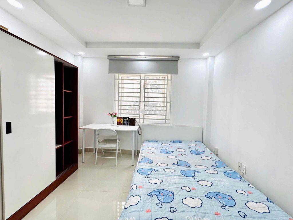 Phòng cửa sổ - sau vincom nam long - 4