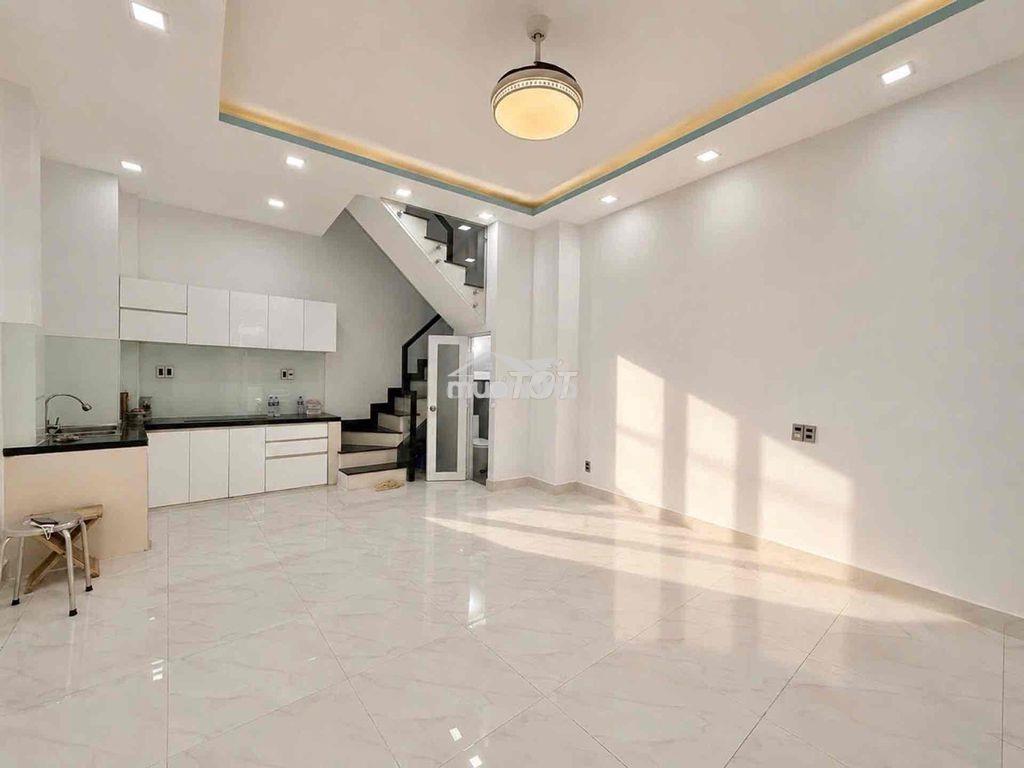 Bán nhà lô góc hẻm giáp phú nhuận - 4 tầng dtsd 140m2 - 2