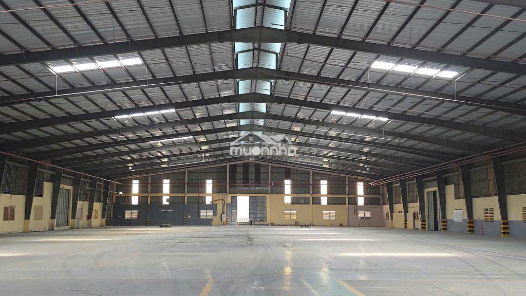 Cho thuê xưởng tân uyên 3200m, giá: 224 triệu , pccc tự động ,cụm s.x  - 3