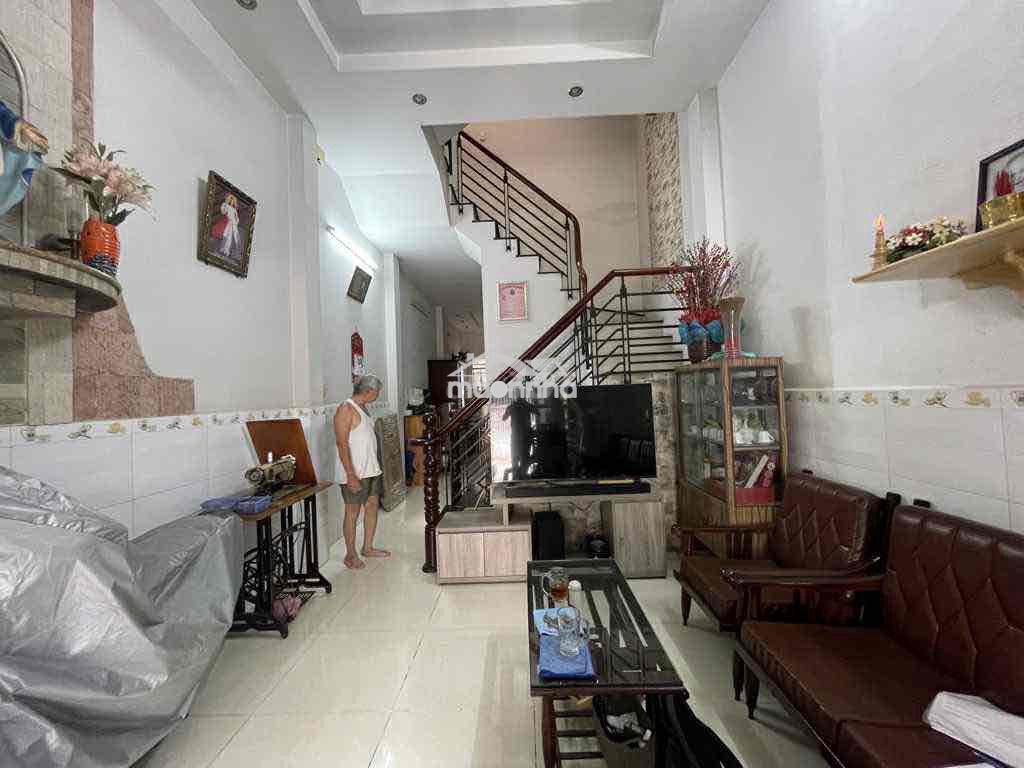 Nhà đường lê quang định – 48,3m² – nở hậu – hẻm xe hơi – chỉ 5,5đ - 3