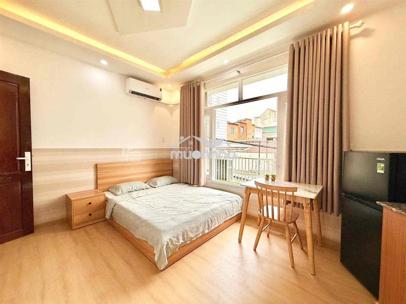 Cho thuê căn hộ studio ban công q4 gần đh luật, đh nguyễn tất thành, c
