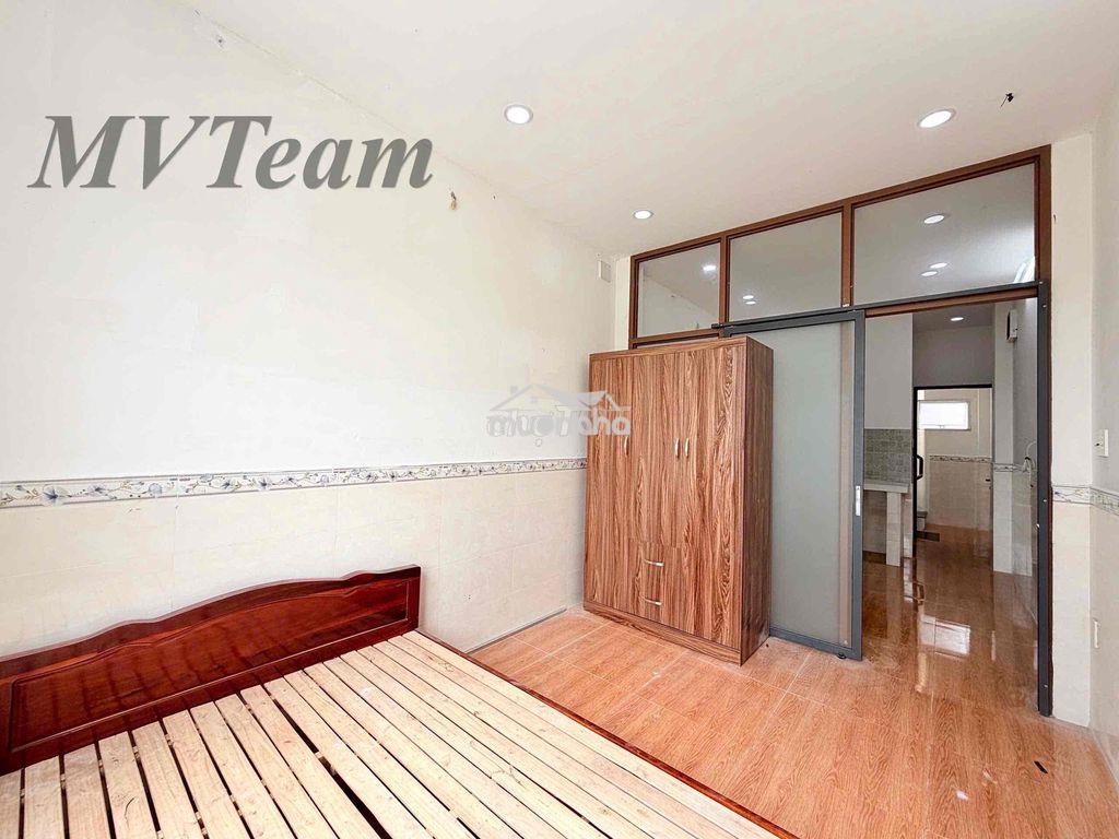 Cho thuê 1 phòng ngủ cửa sổ view sông ngay trường sa quận 3 - 3