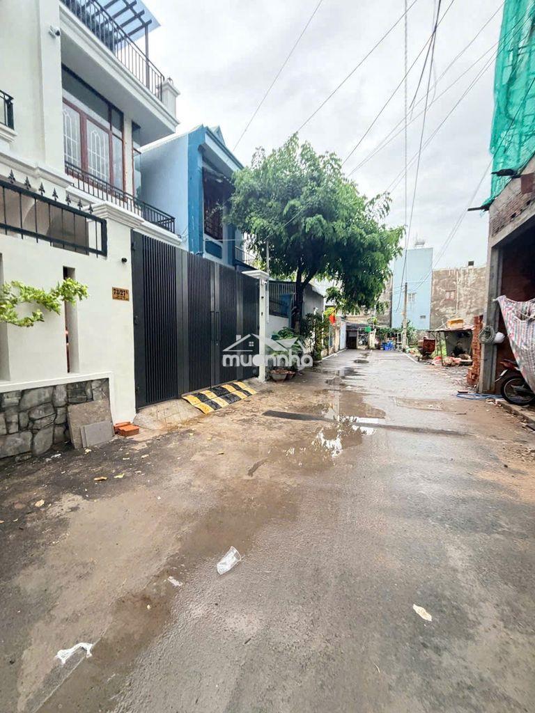 Bán nhà đỗ xuân hợp, cách chợ 2 phút-  5 phút tới ga metro bình thái  - 4