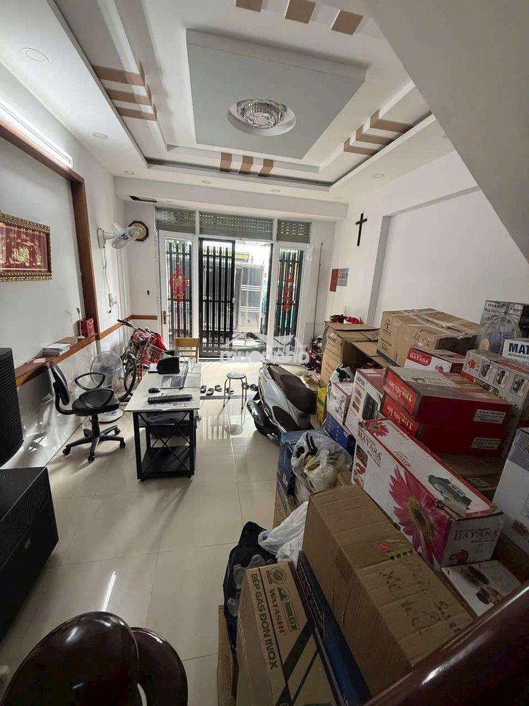 Cho thuê nhà 1 trệt 2 lầu