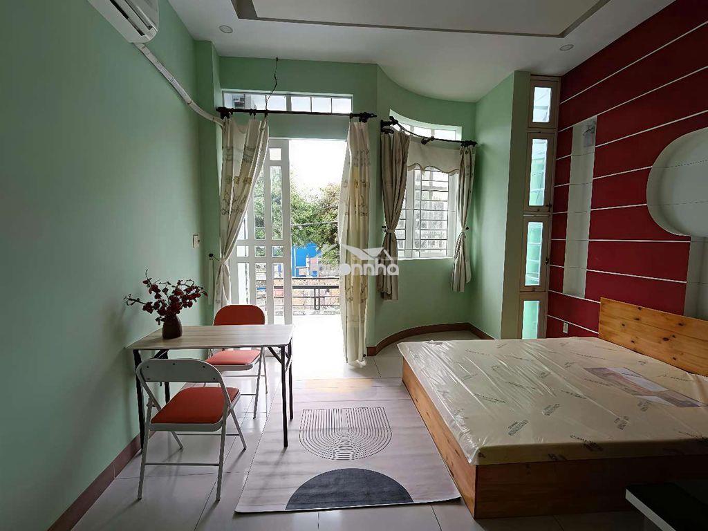 Căn hộ ban công khủng, gần vincom- đối diện công viên - 3