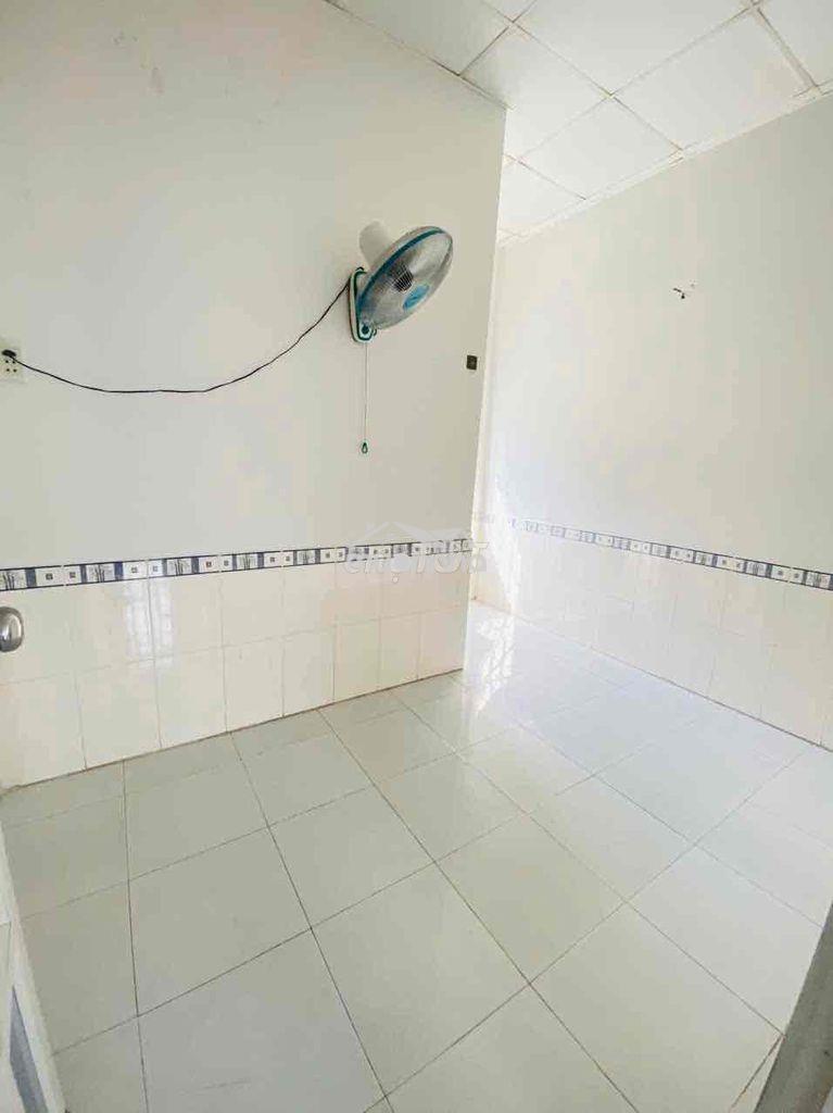 Nhà gần trường cấp 1..2..3.  trệt lầu 2pn 2wc. đường xe hơi - 3