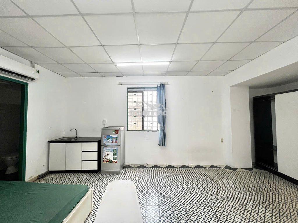 Studio đầy đủ nội thất ngay khu phan xích long - 3