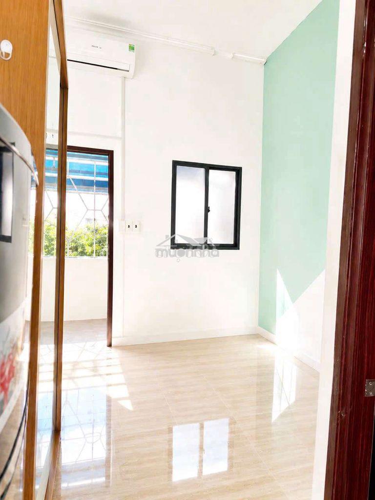 Chdv dạng gác an ninh gần các trường đại học quận 5  - 2