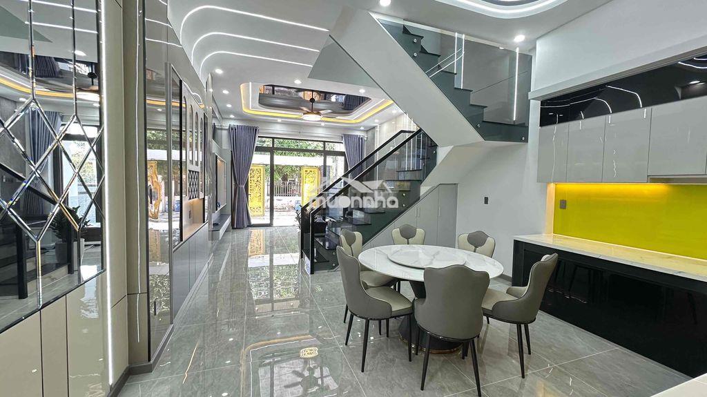 Bán nhà 2 lầu 1 trệt hoàn công ngay chợ dĩ an - 3