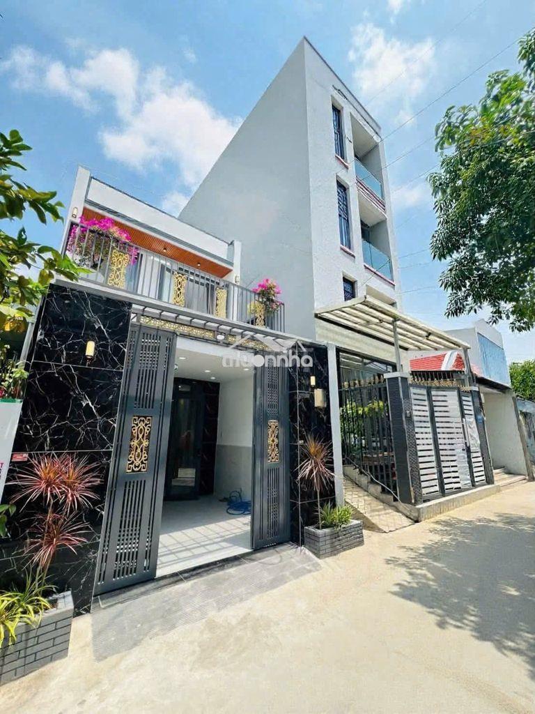 Nhà 4 phòng ngủ ngay uỷ ban huyện nhà bè sân xe hơi. - 4