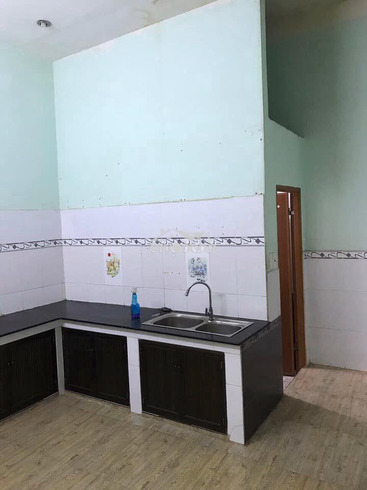 Nhà thuê 4x20m.1 lầu.mtnb ỷ lan.gía:12tr - 3