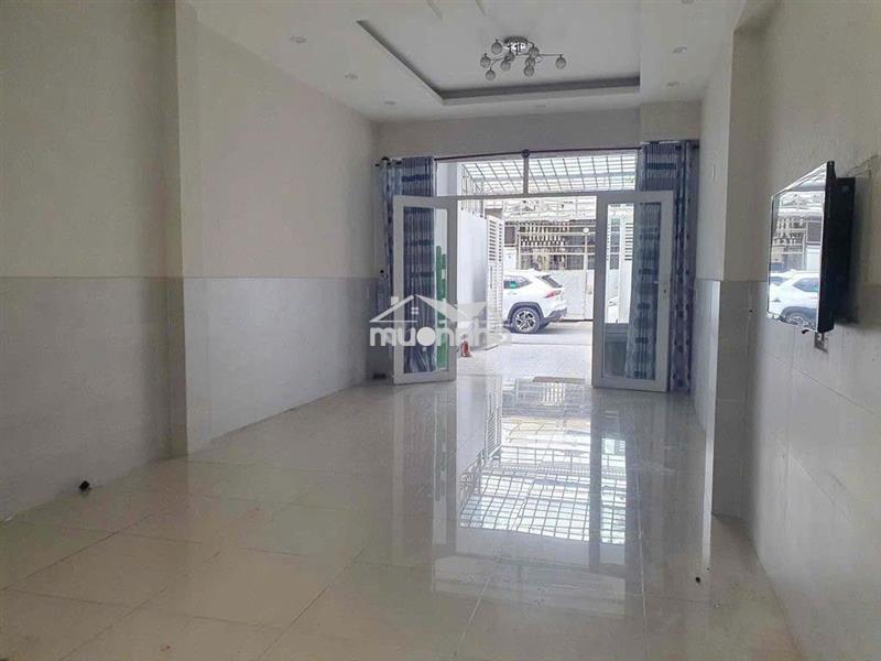 Cho thuê nhà : 81/  hồ văn huê, phường 9, quận phú nhuận.