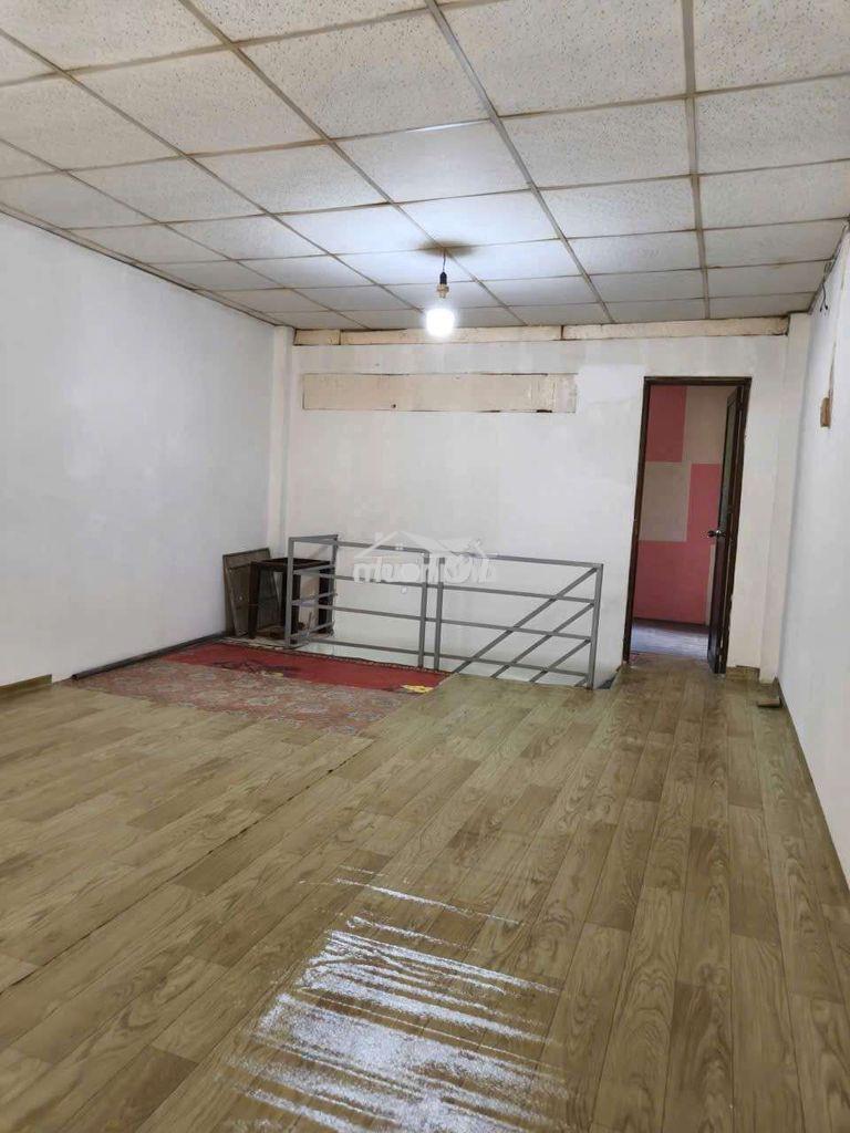 Cho thuê nhà quốc lộ 50 gần tạ quang buu 4x15 có 2 phòng hẻm hương quê - 4