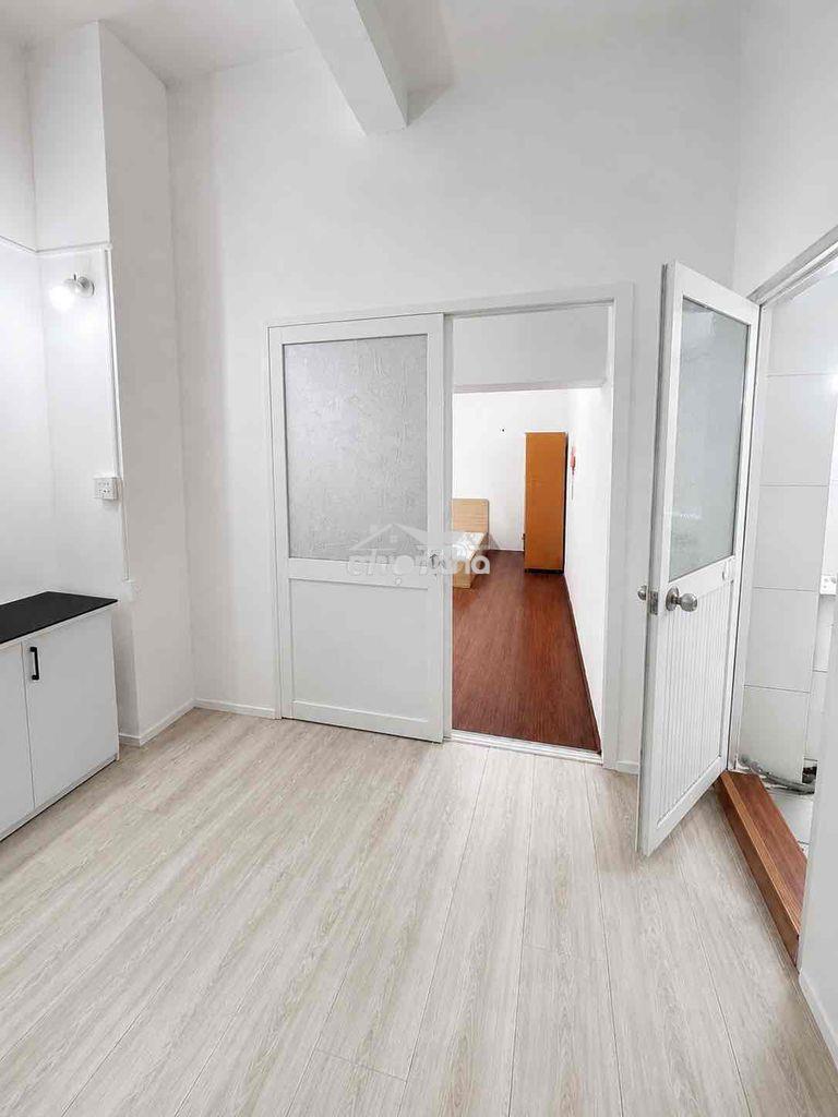 Căn hộ trệt 1pn tách bếp
