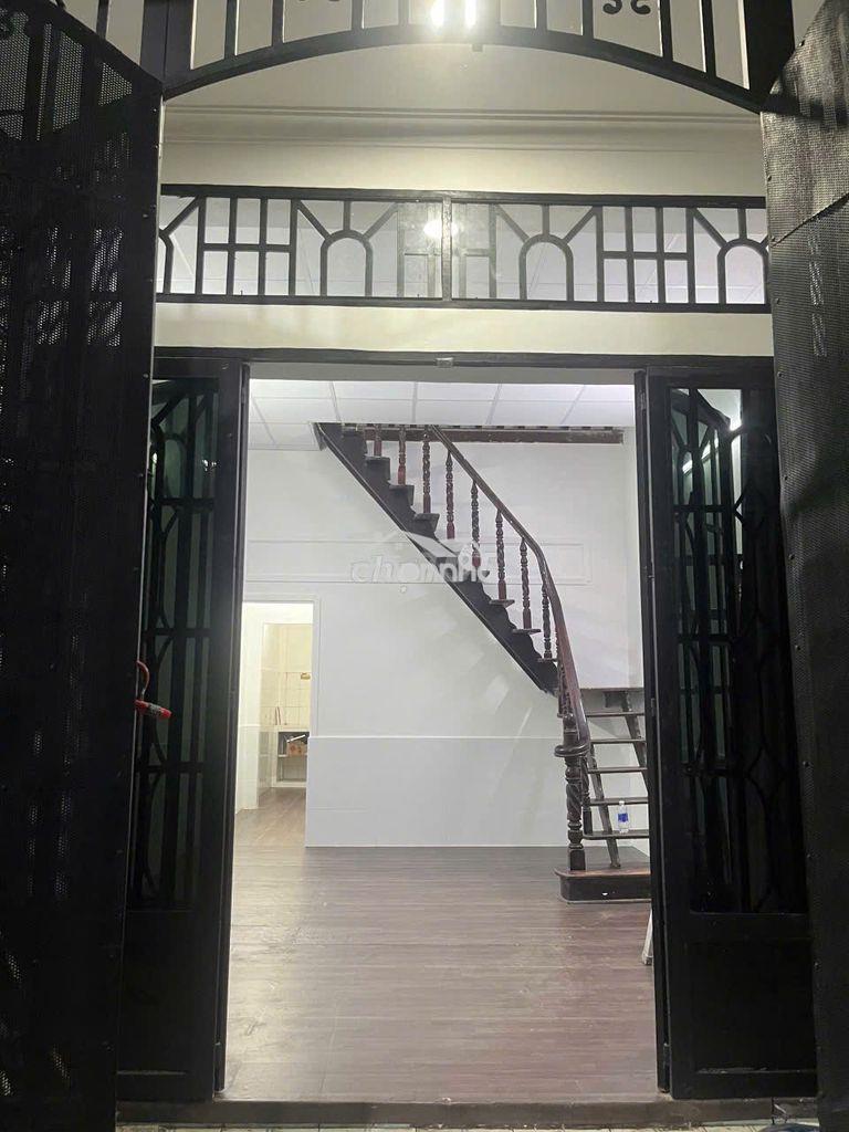 Cho thuê nhà 3pn hẻm xe hơi đường phan huy ích quận tân bình