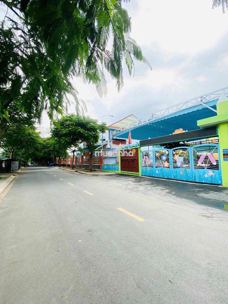 Thạnh lộc 12 - 25 tỷ sale 5,1 tỷ còn 19,9 tỷ- l 1000m2 ngay trung tâm - 3