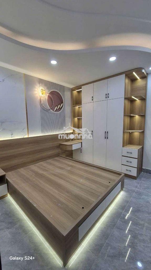 Bán nhà đường lạc long quân, hxh (4x 14m x 4 tầng) giá:nhỉnh 6ty tl - 3
