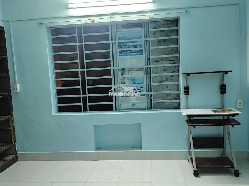Phòng trọ chung cư quận 1 - 22m2 - 2