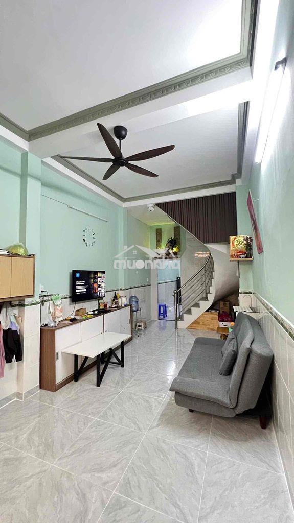Chính chủ bán 5/14q mễ cốc p15 quận 8 3,2x13 - 3 tầng  - giá 4ty750. - 4
