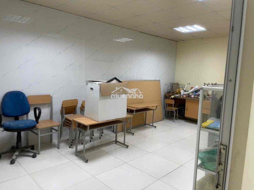 Cho thuê 3 tầng mặt phố lạc long quân có hầm gửi xe. - 2