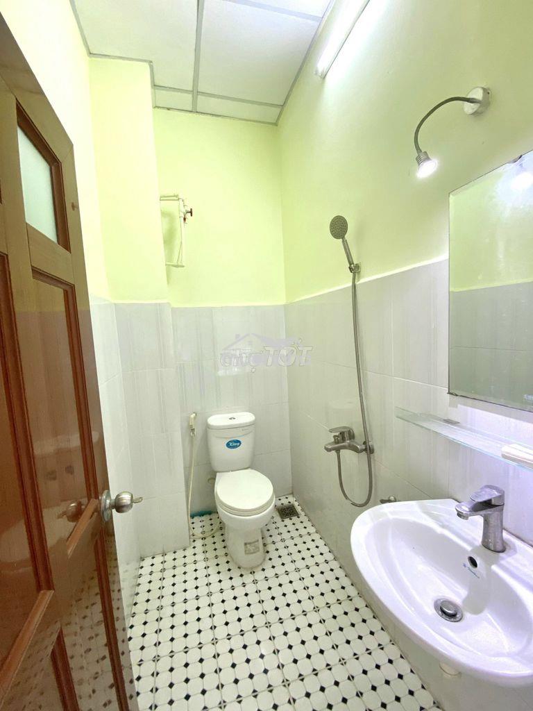 Phòng sẵn nội thất, thoáng mát. bạch đằng, gần khu hàng xanh - 4