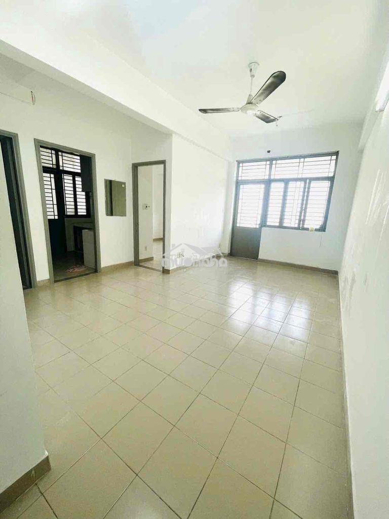 Cần bán căn hộ 65m2 cc phú thọ quận 11 - 2