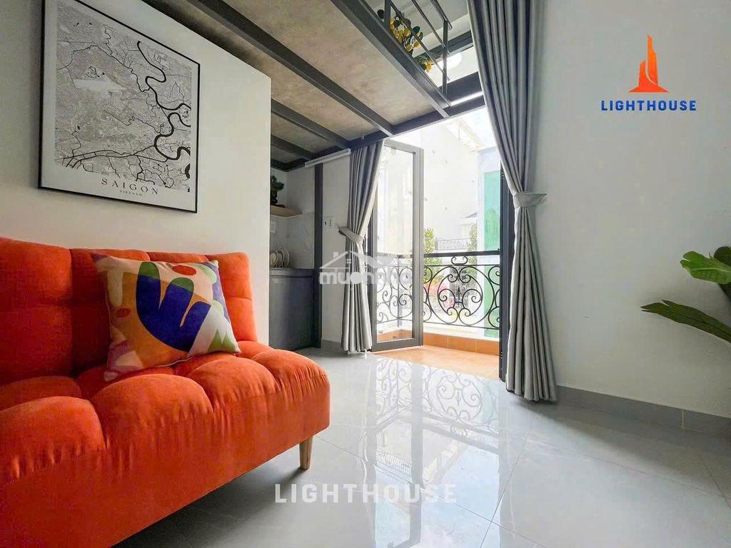 Ban công cửa sổ cực thoáng ngay dh vl cs3, iuh, học viện hành chính - 4