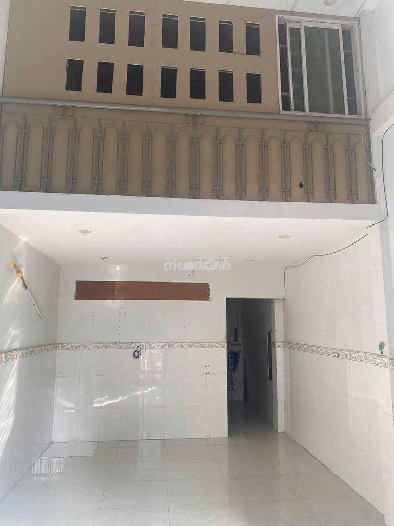 Cho thuê nhà an nhơn p17 gò vấp. dt: 3,5x10m. trệt lửng 2pn, wc