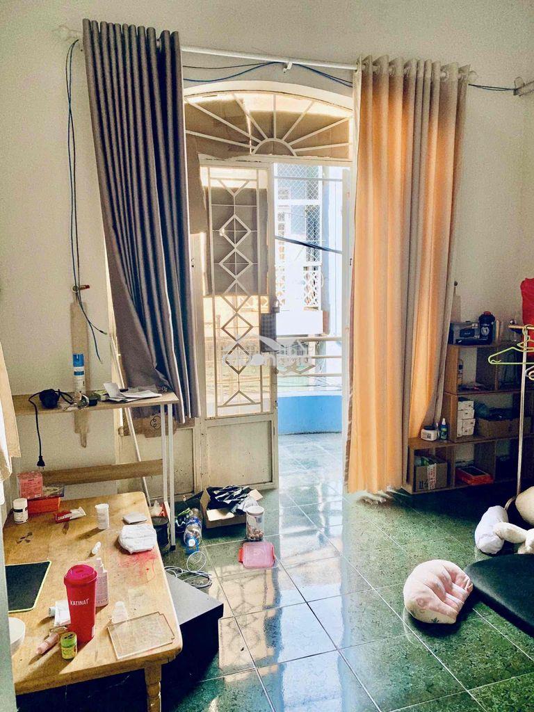 Nhà rộng xinh, 1 trệt 1 lầu, 2p. ngủ - sân để xe, sân phơi ok 🍃🍃 - 2