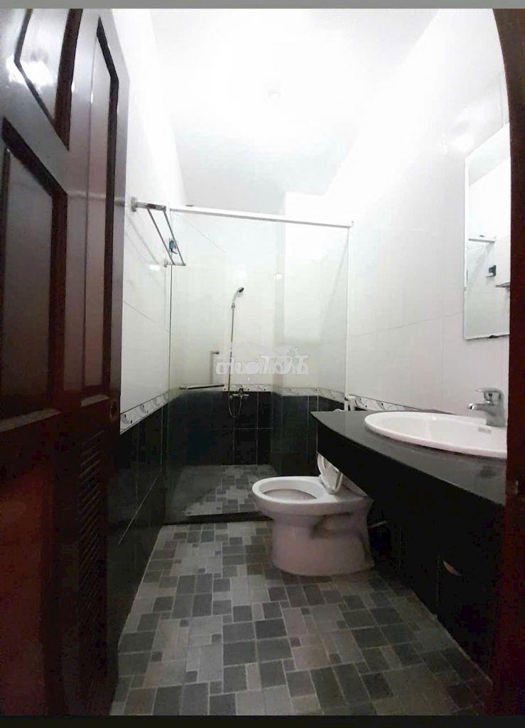 Cho thuê phòng trọ cao cấp ngay vincom dĩ an, ngã tư  550, charm city