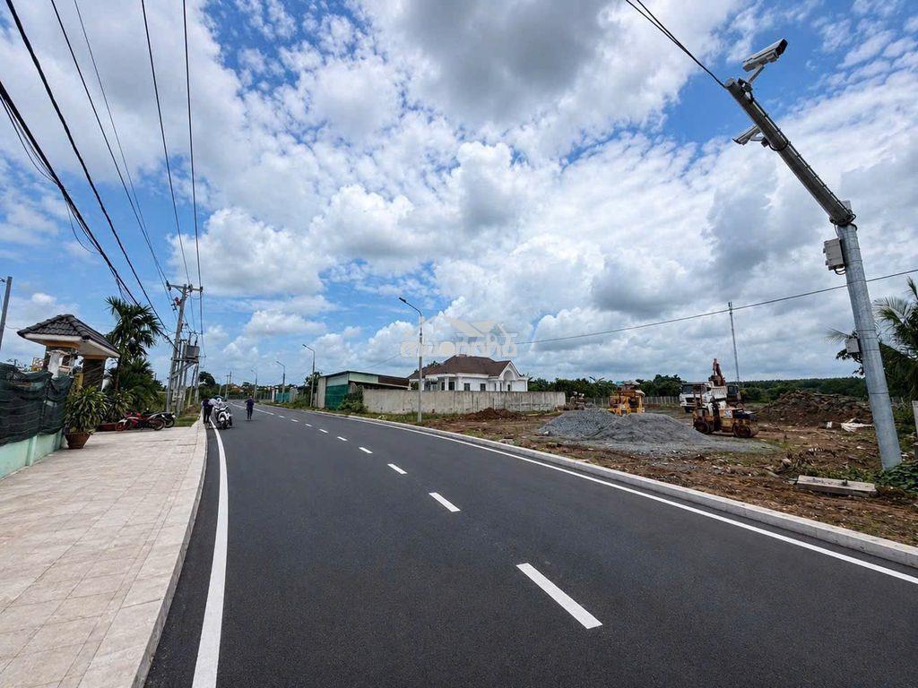 Tài chính 300 triệu muốn mua đất gần sông mát mẻ liên hệ em - 3