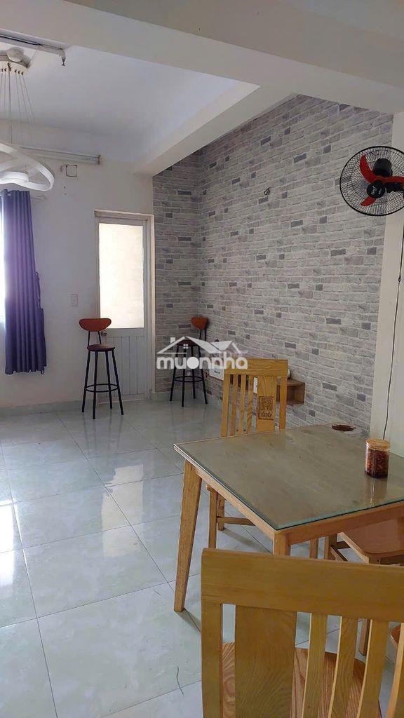 Bán gấp căn hộ  50m2, 1 pn, cc nhất lan 3, sổ sẵn, tặng nội thất - 2