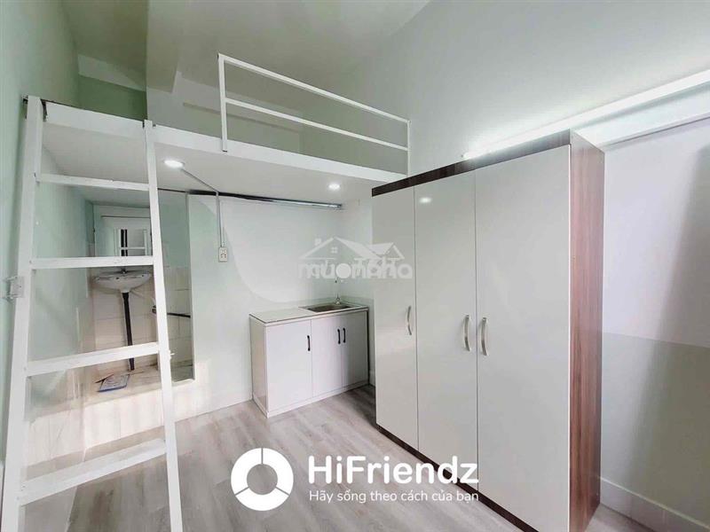 Duplex cửa sổ trời nội thất cơ bản cho sinh viên tại quận 11
