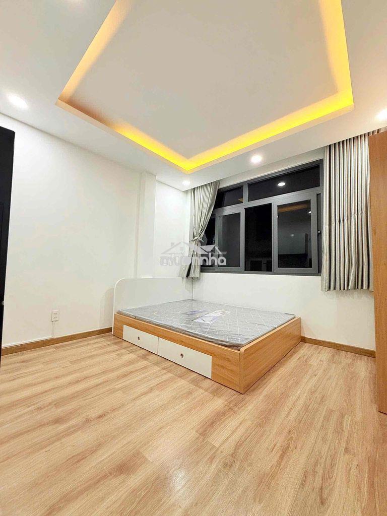 Studio cửa sổ thoáng ngay trung tâm q1 - 2