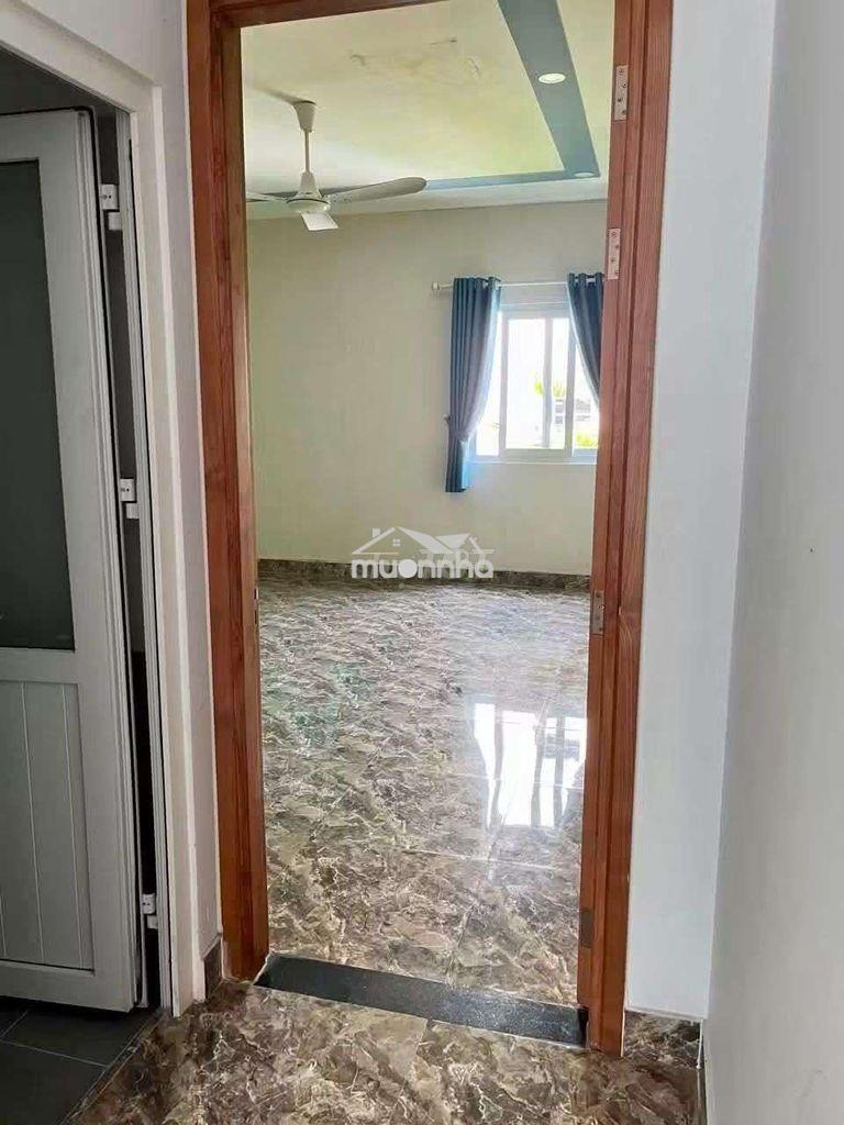 Cho thuê nhà h6m gò dầu, 4x20m, 1 lầu, sân thượng, 2pn, giá 12 triệu - 4