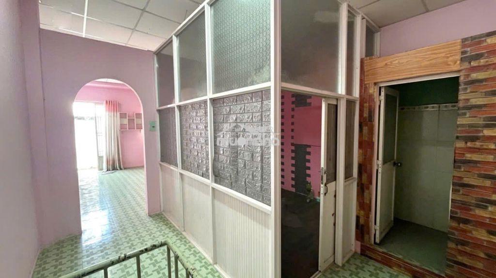 Nhà khu tân tạo ngay vòng xoay bình tân - 2