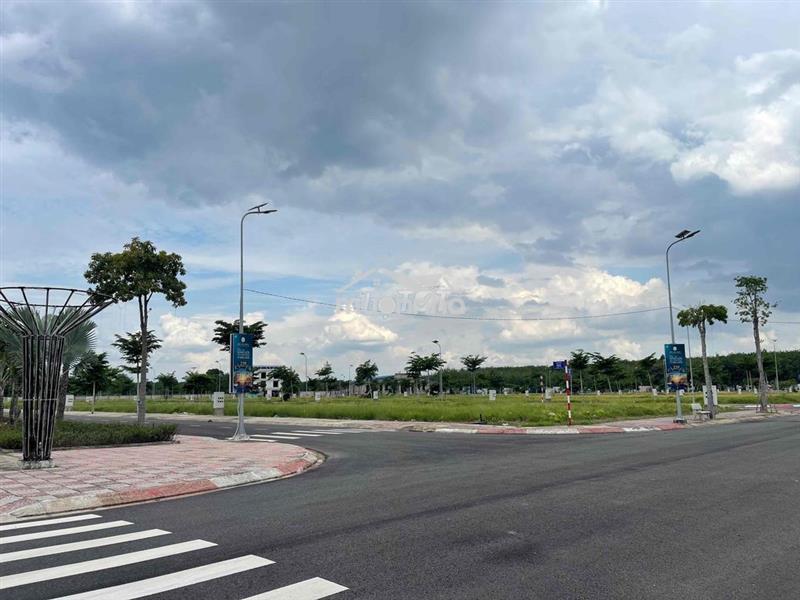 Cần bán nhanh lô đất full thổ cư hcm