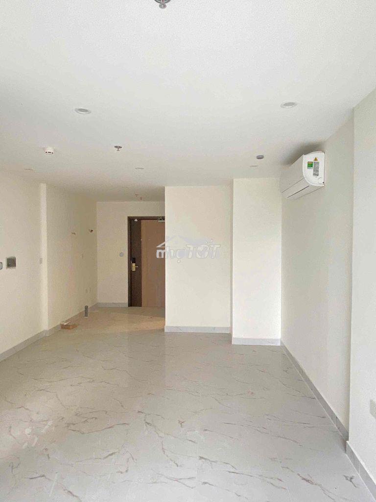 Studio vinhomes grand park: sẵn máy lạnh - 4.5tr - 2