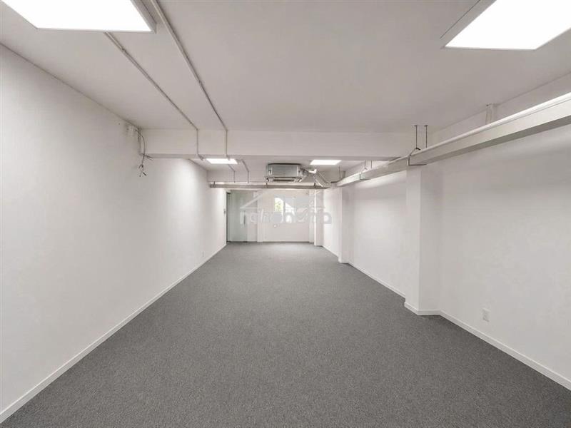Đa dạng diện tích từ 50m2 - sàn suốt thang máy - 125 điện biên phủ q1