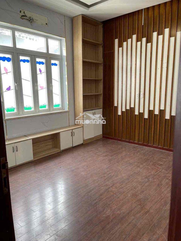 Biệt thự sân vườn 180m2 đất 3 tầng có gara rộng rãi gần global city - 3