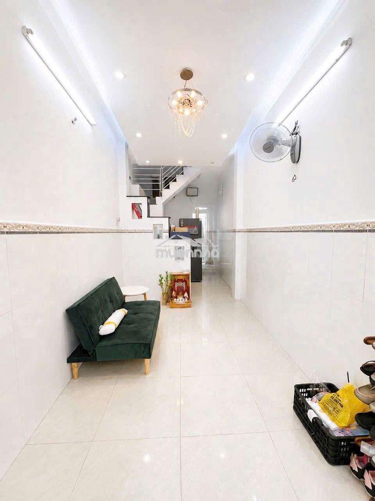 Nhà full nội thất 1 trệt 2 lầu 3x8m 2 phòng 3 wc hẻm 266 tôn đản